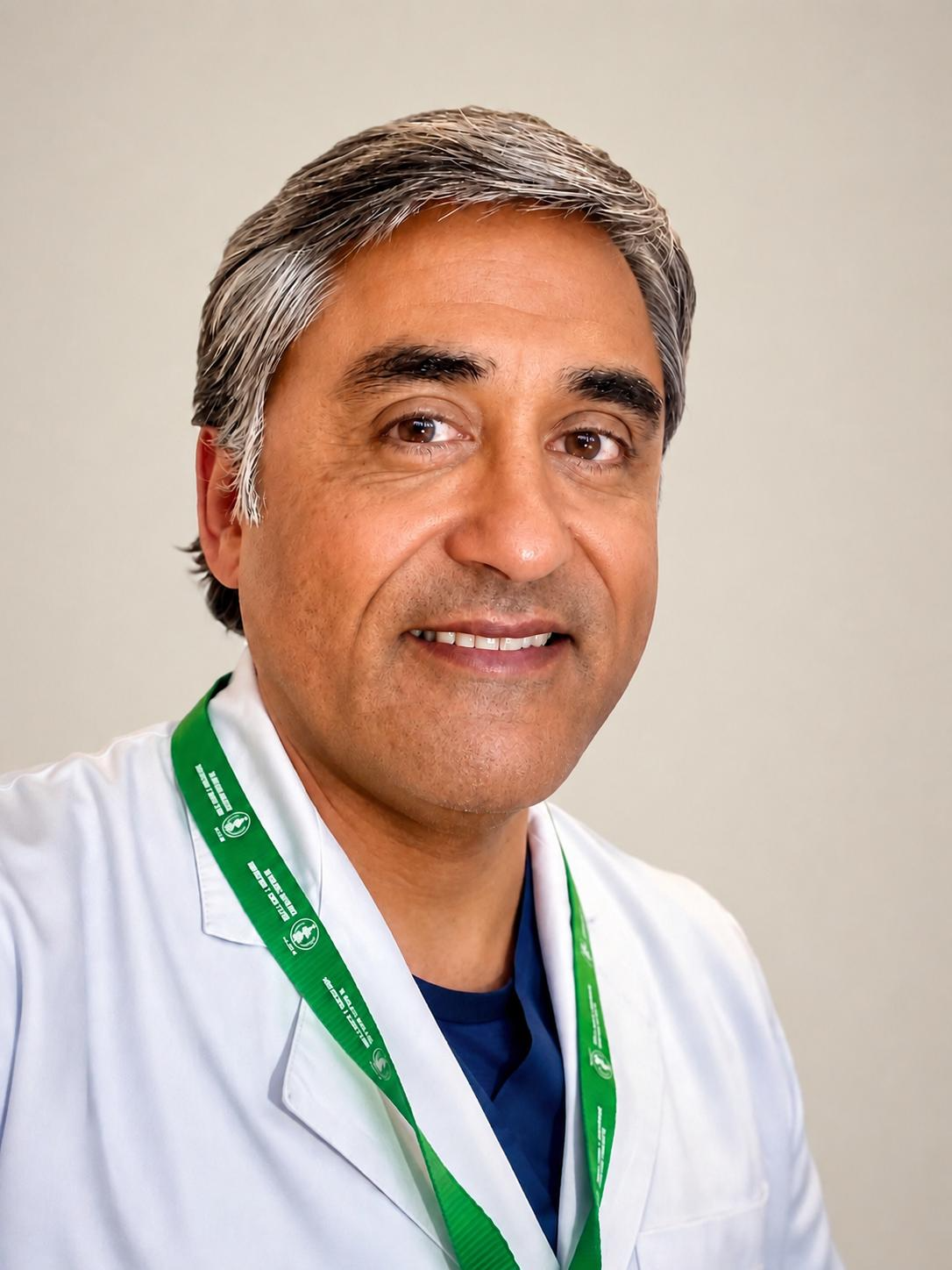 Dr. Óscar Espinosa Cantero